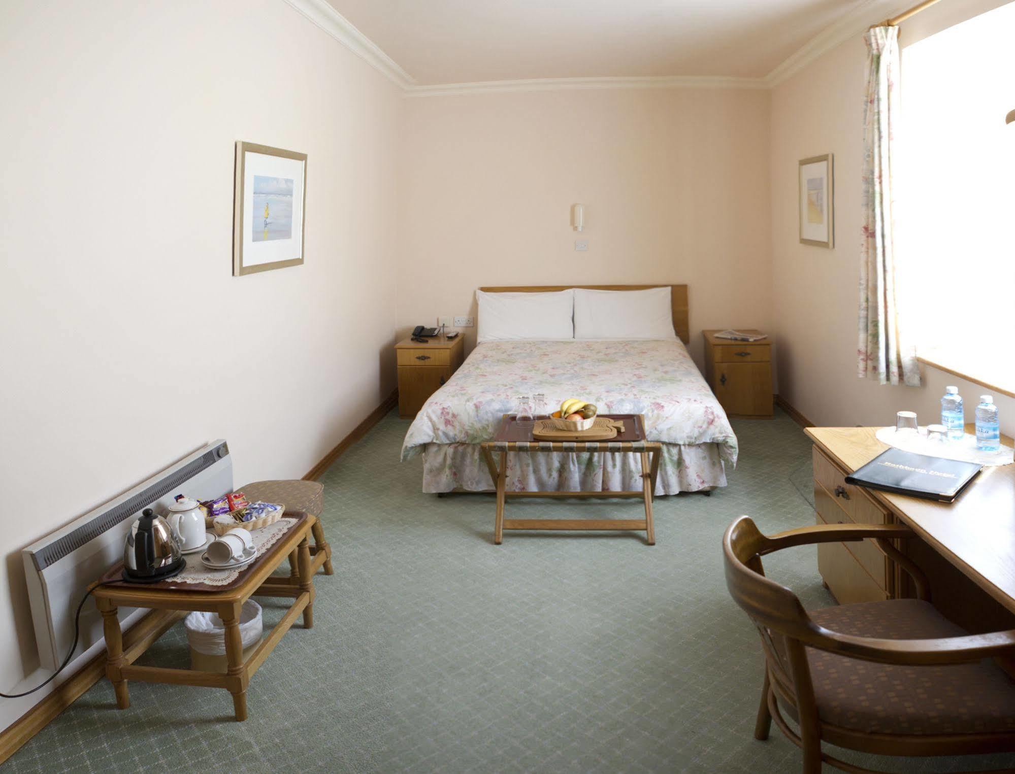 ליסדונורנה Rathbaun Hotel מראה חיצוני תמונה